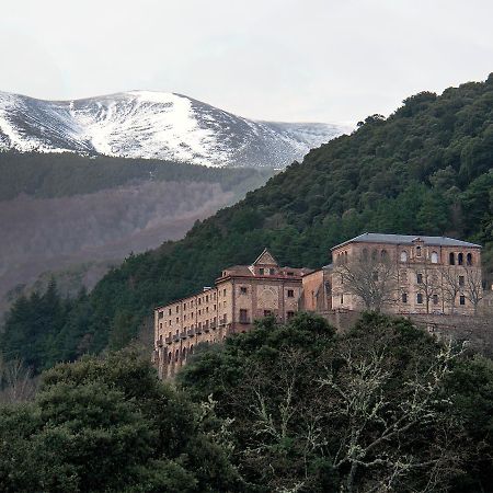 Monasterio De Santa Maria De Valvanera Anguiano Zewnętrze zdjęcie