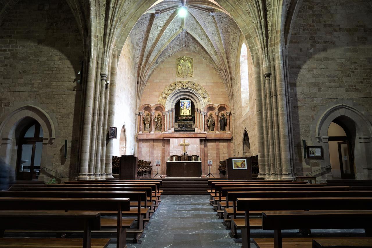 Monasterio De Santa Maria De Valvanera Anguiano Zewnętrze zdjęcie