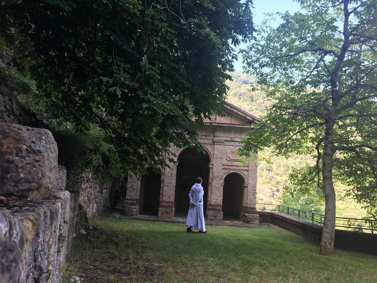 Monasterio De Santa Maria De Valvanera Anguiano Zewnętrze zdjęcie