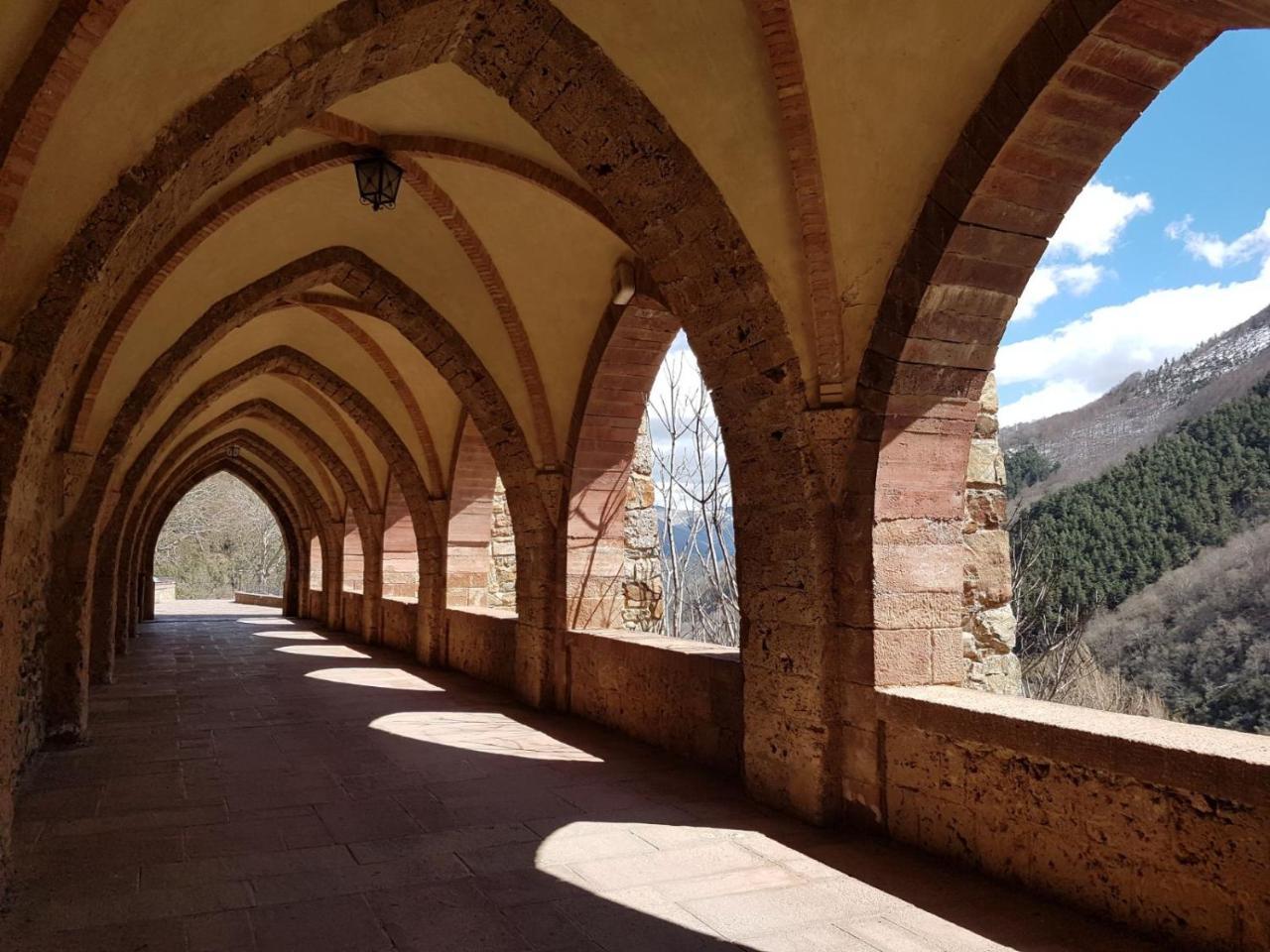 Monasterio De Santa Maria De Valvanera Anguiano Zewnętrze zdjęcie